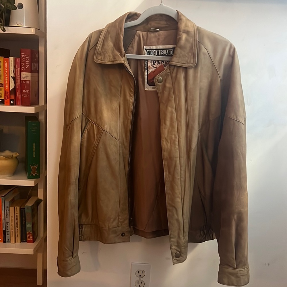 Vintage Brown Leather Bomber - L